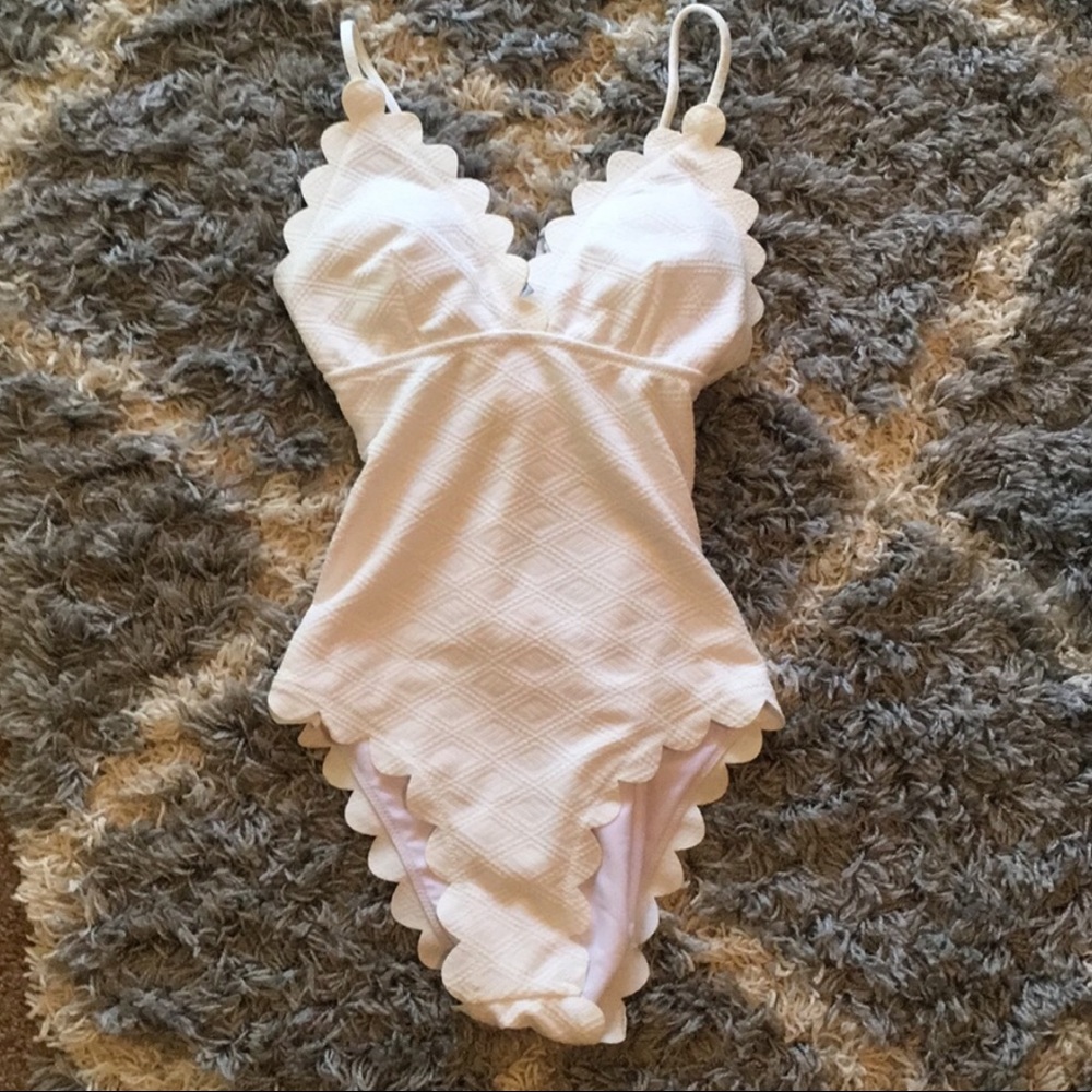 Cupshe swimsuit